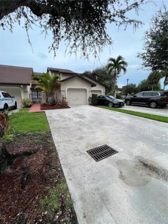 Valencia Townhomes, 10181 SW 137th Ct #10181, The Hammocks, Florida 33186, image 1