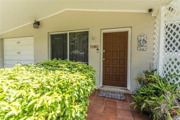Heritage Homes, 7190 Harding St, Hollywood, Florida 33024, image 2