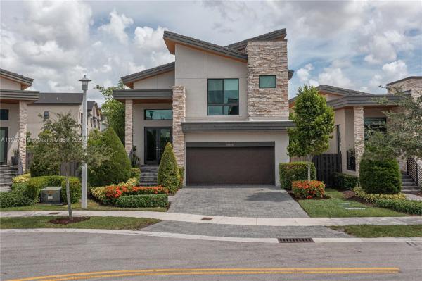 Pinnacle At Park Central, 10263 NW 76th Ln, Doral, Florida 33178, image 1