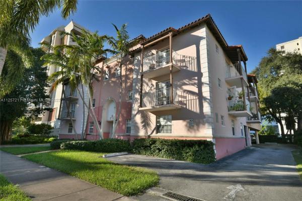 29 Santillane, 29 Santillane Ave #4, Coral Gables, Florida 33134, image 1