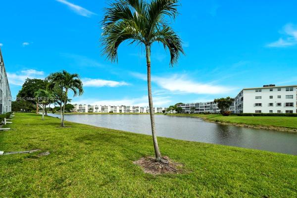 Harwood, 1052 E Harwood E #1052, Deerfield Beach, Florida 33442, image 2