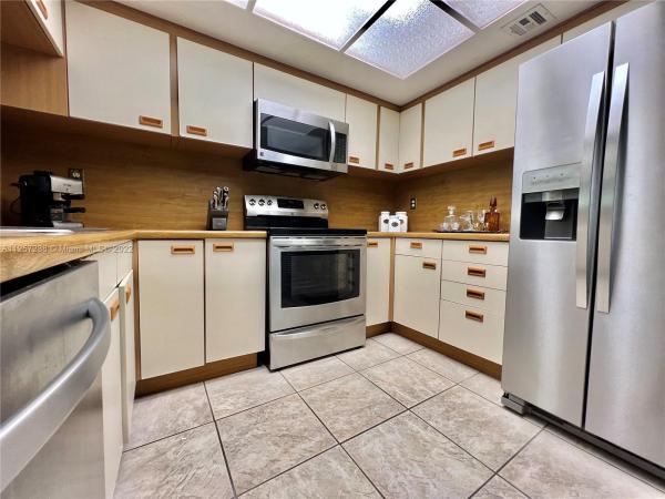 Kenland Pointe, 9135 SW 125th Ave #410-P, The Crossings, Florida 33186, image 2