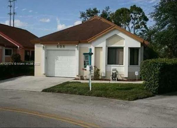 Hunter Run, 808 E Palm Run Dr, North Lauderdale, Florida 33068, image 1