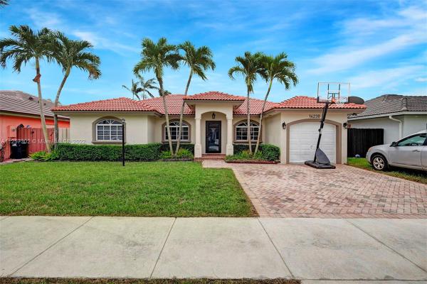 Laguna Ponds, 14230 SW 166th Ter, Richmond West, Florida 33177, image 2