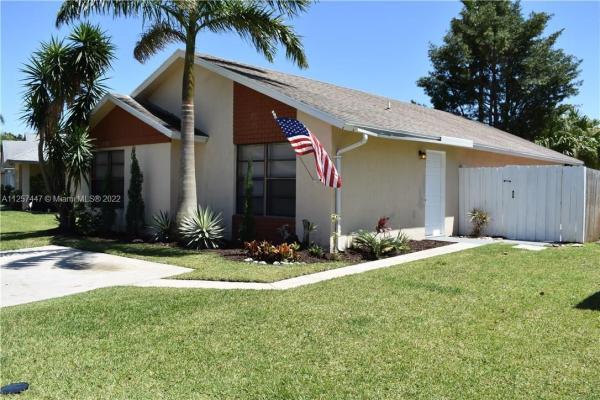 Summit Run, 1328 Pines Ln, West Palm Beach, Florida 33415, image 1