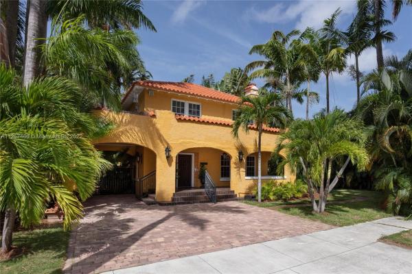 Fairview, 1648 S Bayshore Dr, Coconut Grove, Florida 33133, image 1