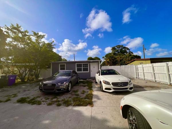 Collier City, 2719 NW 4th St 0, Pompano Beach, Florida 33069, image 1