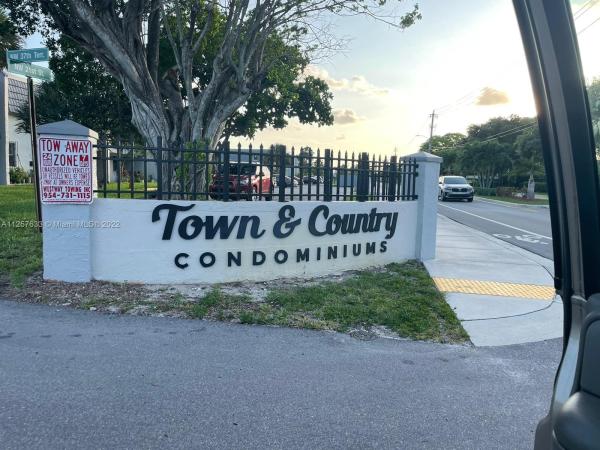 Town & Country, 2005 NW 37th Ter #408, Lauderdale Lakes, Florida 33311, image 1