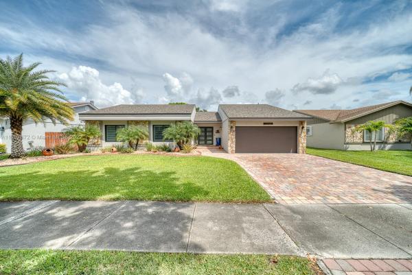 Shores Lindgren, 12725 SW 119th Ter, The Crossings, Florida 33186, image 1