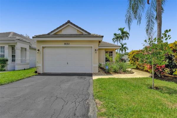 Lake Park, 9150 N Lake Park Cir N, Davie, Florida 33328, image 1