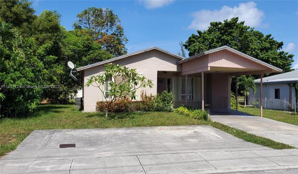 Sumter's, 704 NW 3rd Ave, Pompano Beach, Florida 33060, image 1