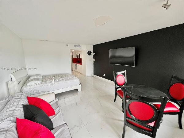 The Aventura Beach Club, 19201 Collins Ave #130, Sunny Isles Beach, Florida 33160, image 2