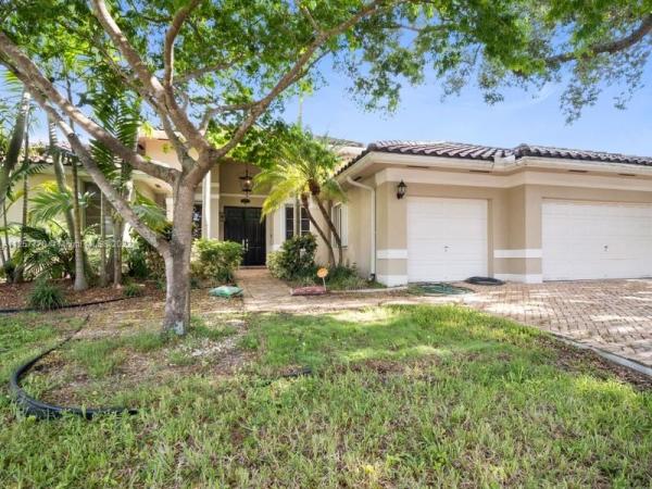 Cutler Highlands, 8293 SW 171st Ter, Palmetto Bay, Florida 33157, image 1