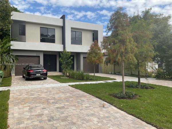 Croissant Park River, 307 SW 10th St, Fort Lauderdale, Florida 33315, image 1