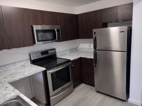 The Hemingway, Fort Pierce, Florida 34982, image 1
