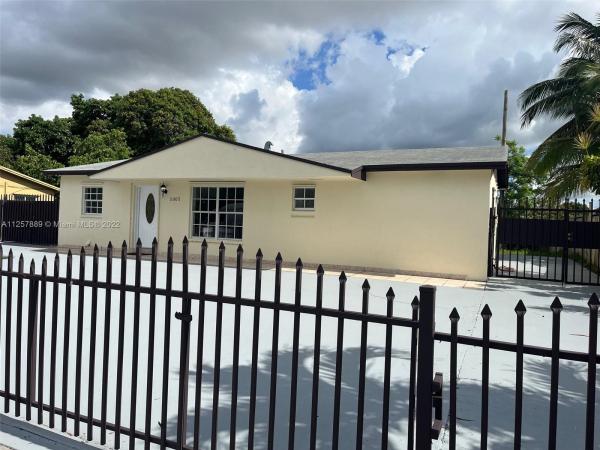 Palmetto Park At Carol City, 5005 NW 167th St, Miami Gardens, Florida 33055, image 1