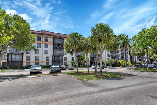 Inverwood Of Inverrary, 5570 NW 44th St #406A, Lauderhill, Florida 33319, image 1