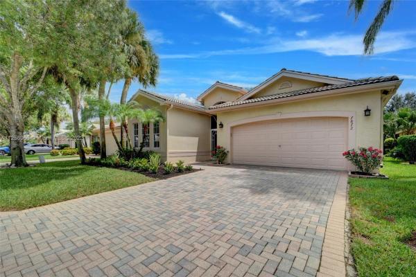 Valencia Lakes, 7872 San Isidro St, Boynton Beach, Florida 33437, image 2