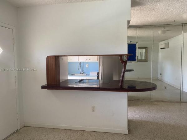Venice Arms, 1810 Venice Park Dr #108, North Miami, Florida 33181, image 2