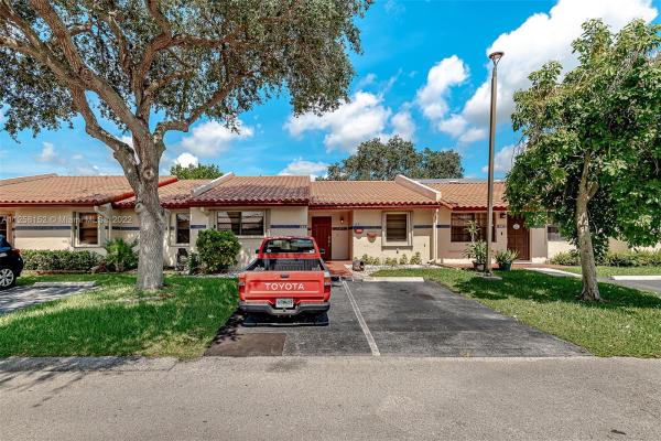 Forest Lake, 5931 SW 112th Way, Cooper City, Florida 33330, image 1