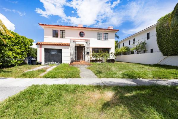 Sunset Lake, 2075 N Bay Rd, Miami Beach, Florida 33140, image 2