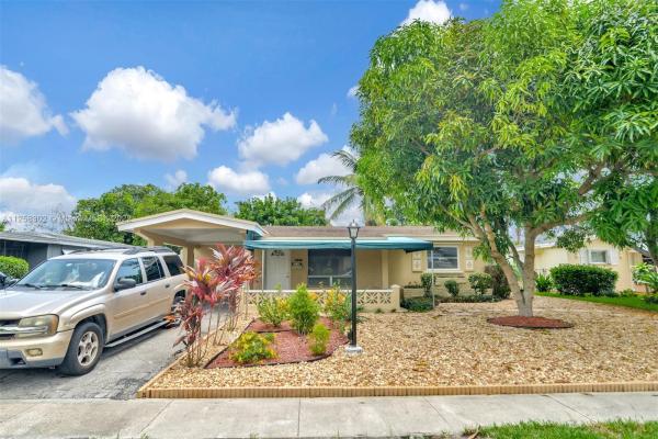 North Gate Estates, 3532 NW 38th Ter, Lauderdale Lakes, Florida 33309, image 2