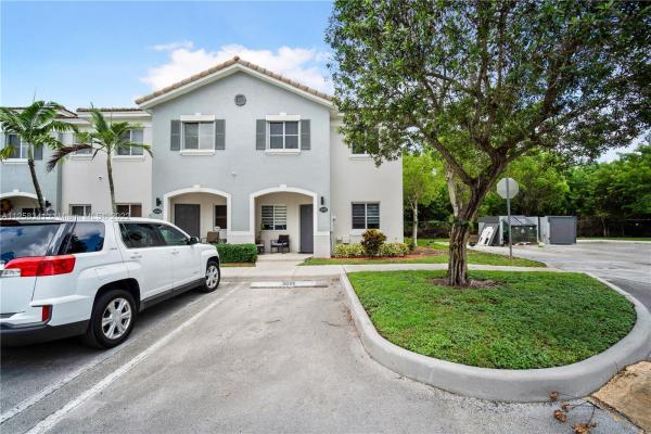 Venetia Groves, 3095 SE 17th Ave 0, Homestead, Florida 33035, image 2