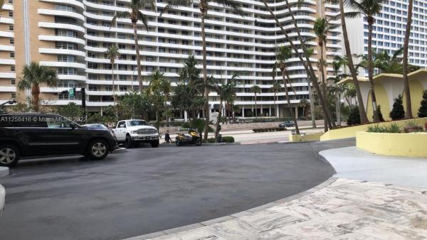5600 Collins, 5600 Collins Ave #3D, Miami Beach, Florida 33140, image 2