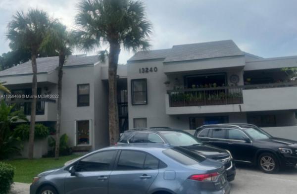Calusa Club Village, 13240 SW 88th Ln #212-E, The Crossings, Florida 33186, image 1
