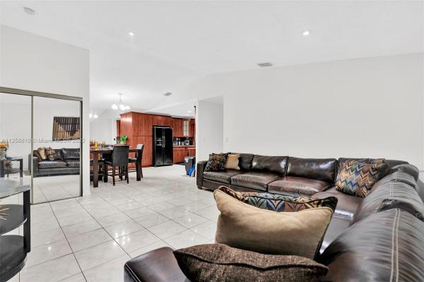 Golden Gardens, 3383 NW 193rd St, Miami Gardens, Florida 33056, image 1