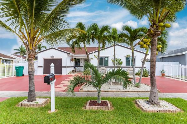 12773 SW 265th Ter, Unincorporated Dade County, Florida 33032, image 2