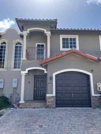 Lakeside Townhomes, Miami Gardens, Florida 33169, image 1