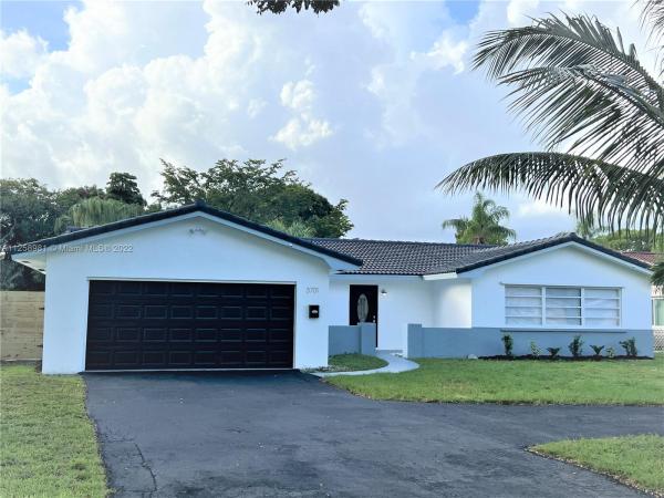 The Windings, 3701 NW 108th Dr, Coral Springs, Florida 33065, image 1