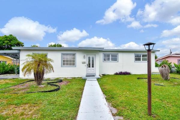 Highland Manor, 731 NE 177th St, North Miami Beach, Florida 33162, image 1