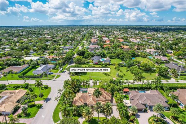 Estates At The Falls, 10700 SW 135th Ter, Kendall, Florida 33176, image 1