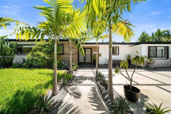 Sunswept Isle, Ojus, Florida 33180, image 1