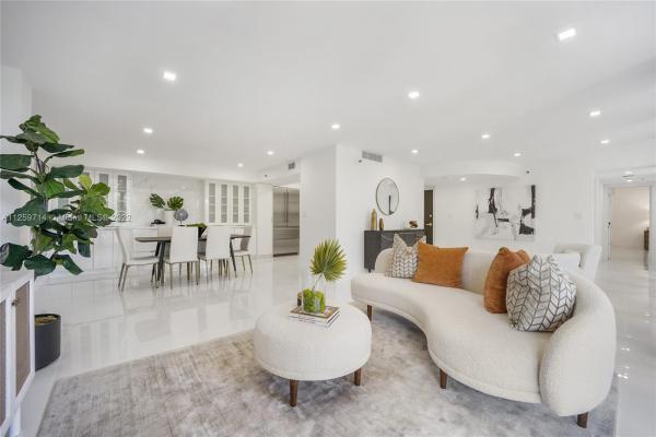 Grove Towers, 2843 S Bayshore Dr #5B, Miami, Florida 33133, image 1
