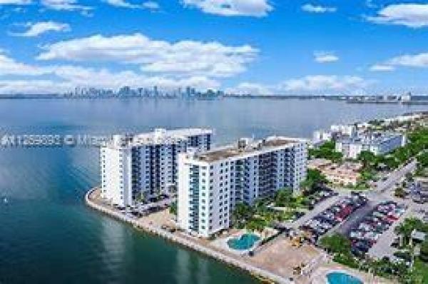 Treasures On The Bay, 7501 E Treasure Dr #4M, North Bay Village, Florida 33141, image 2
