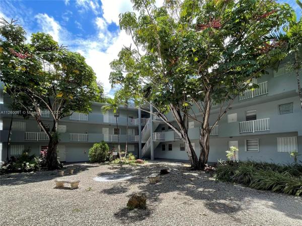Los Suenos, 1735 W 60th St #M208, Hialeah, Florida 33012, image 1