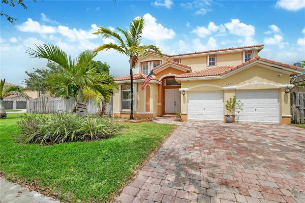 Villas Del Campo, 10853 SW 246th St, Princeton, Florida 33032, image 2