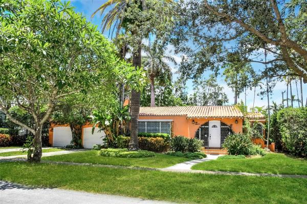 Granada, 517 Aragon Ave, Coral Gables, Florida 33134, image 2