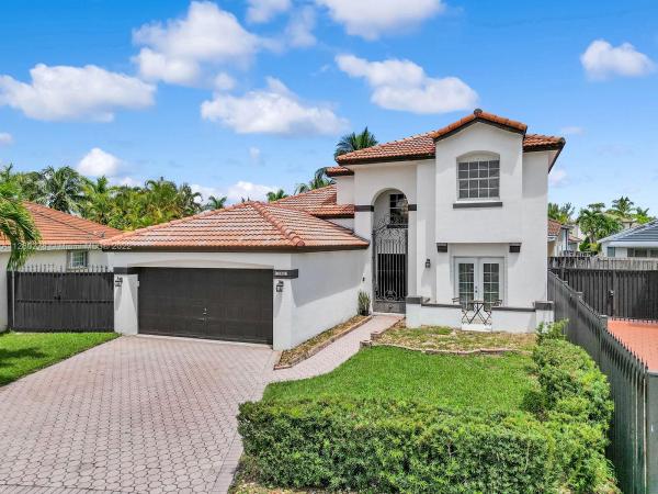 Shoma Homes At Tamiami, 13091 NW 9th Ln, Tamiami, Florida 33182, image 2