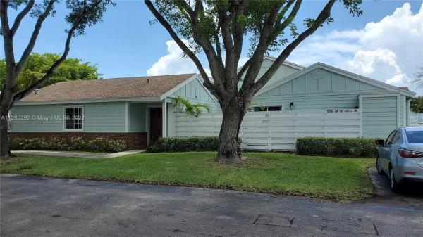 Village Homes At Country Walk, 13795 SW 147th Cir Ln #1-12, Kendall West, Florida 33186, image 1