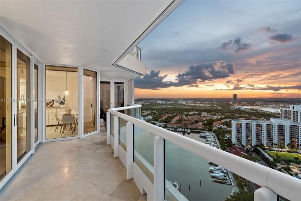 South Tower At The Point, 21055 NE 37th Ave #3003, Aventura, Florida 33180, image 2
