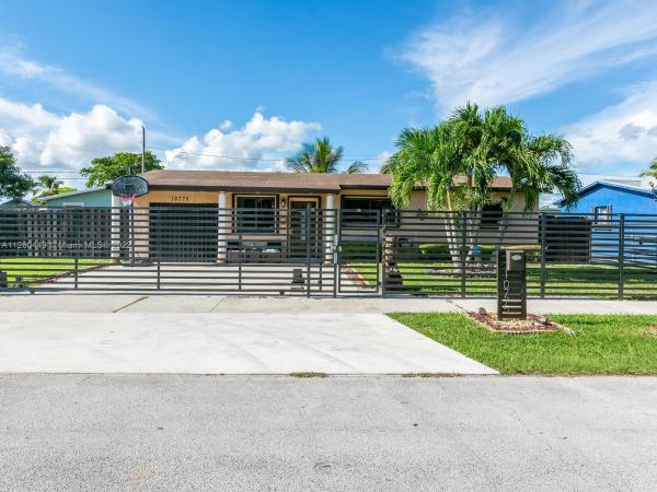 Lincoln Estates, 10775 SW 222nd Dr, Goulds, Florida 33170, image 1