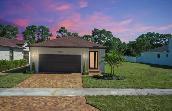 233 SE Via Visconti, Florida 34952, image 2