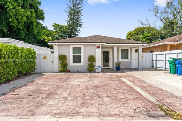 Hialeah Heights, 3026 NW 56th St, Brownsville, Florida 33142, image 1