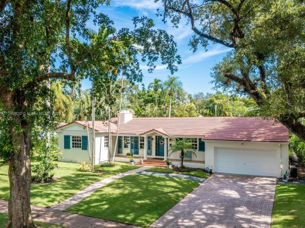 Coral Gables Country Club, 732 Aledo Ave, Coral Gables, Florida 33134, image 2