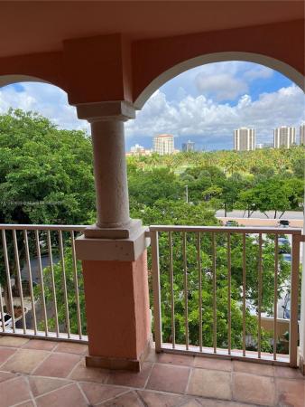 The Yacht Club At Aventura, 19877 E Country Club Dr #3601, Aventura, Florida 33180, image 2