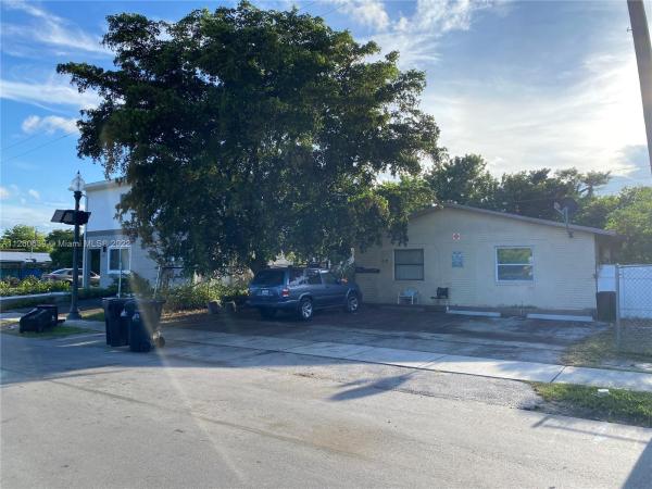 Progresso Village, 819 NW 3rd Ave, Fort Lauderdale, Florida 33311, image 1